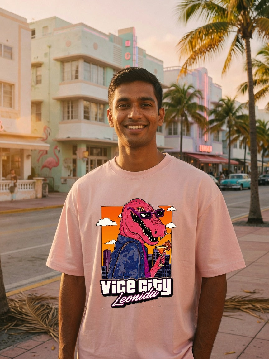 Vice Leonida Gator Tee - Blossom - model